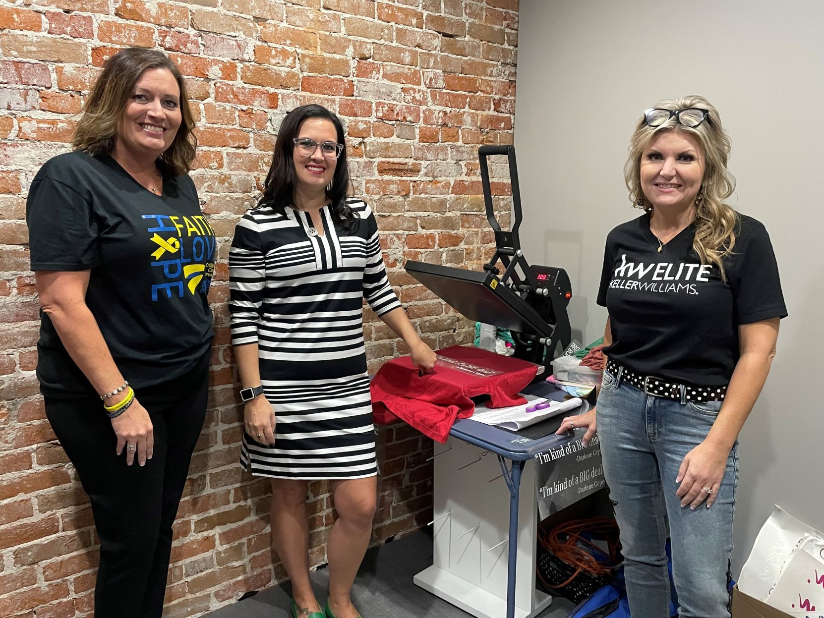 Darlene Cepel T-shirts